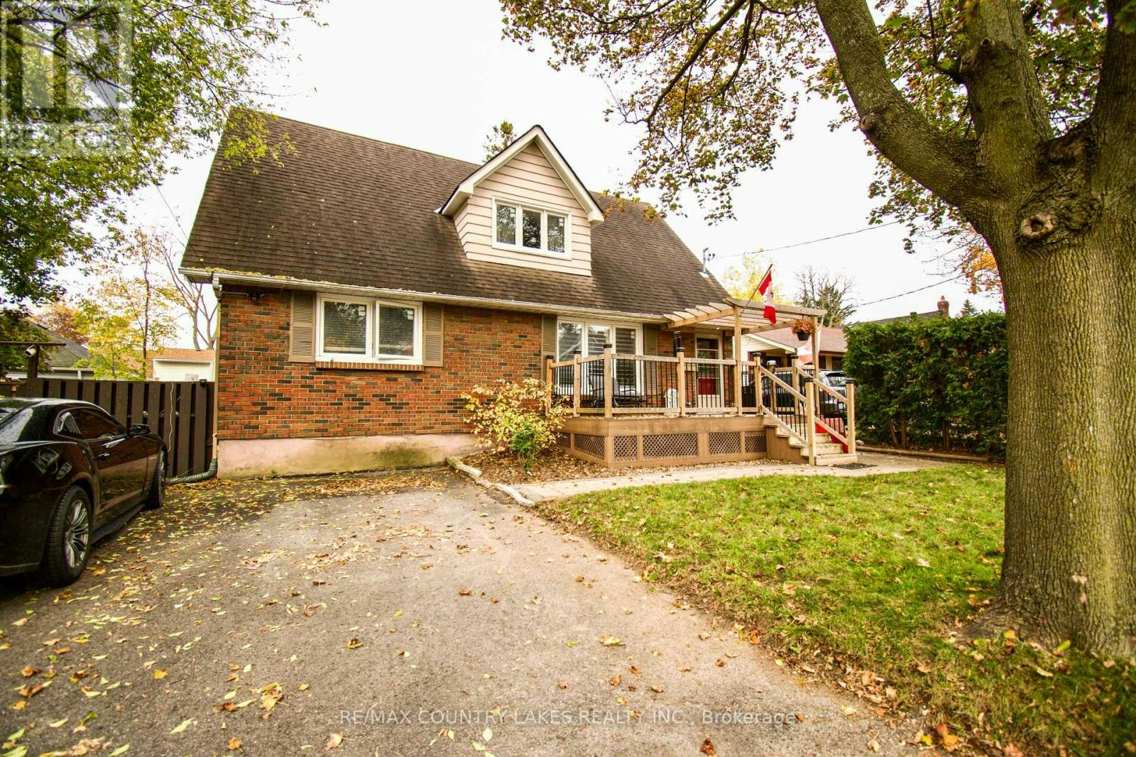 403 Walnut Street W, Whitby, ON, L1N 2W4