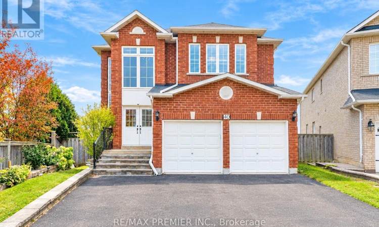 40 Ann Louise Crescent