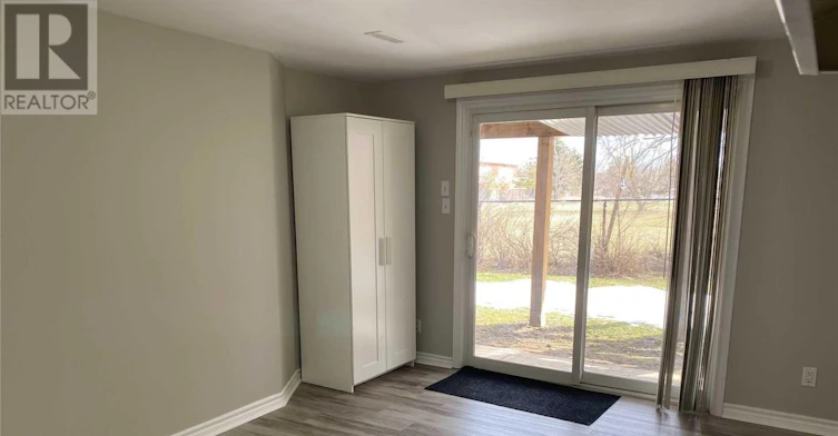 B1-329 Bathurst Glen Drive, Vaughan, ON, L4J 9A3 - 7