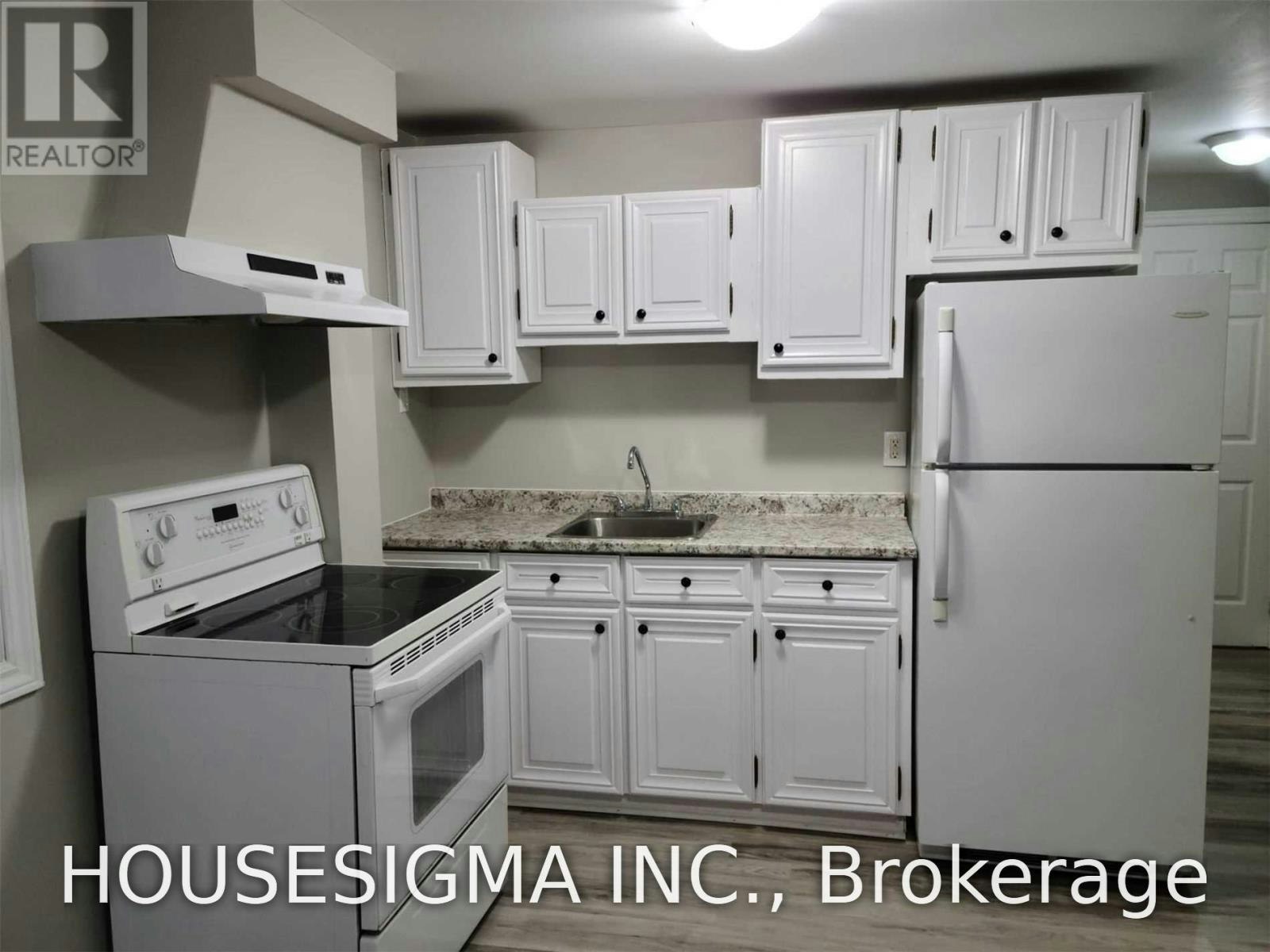 B1-329 Bathurst Glen Drive, Vaughan, ON, L4J 9A3 - 3
