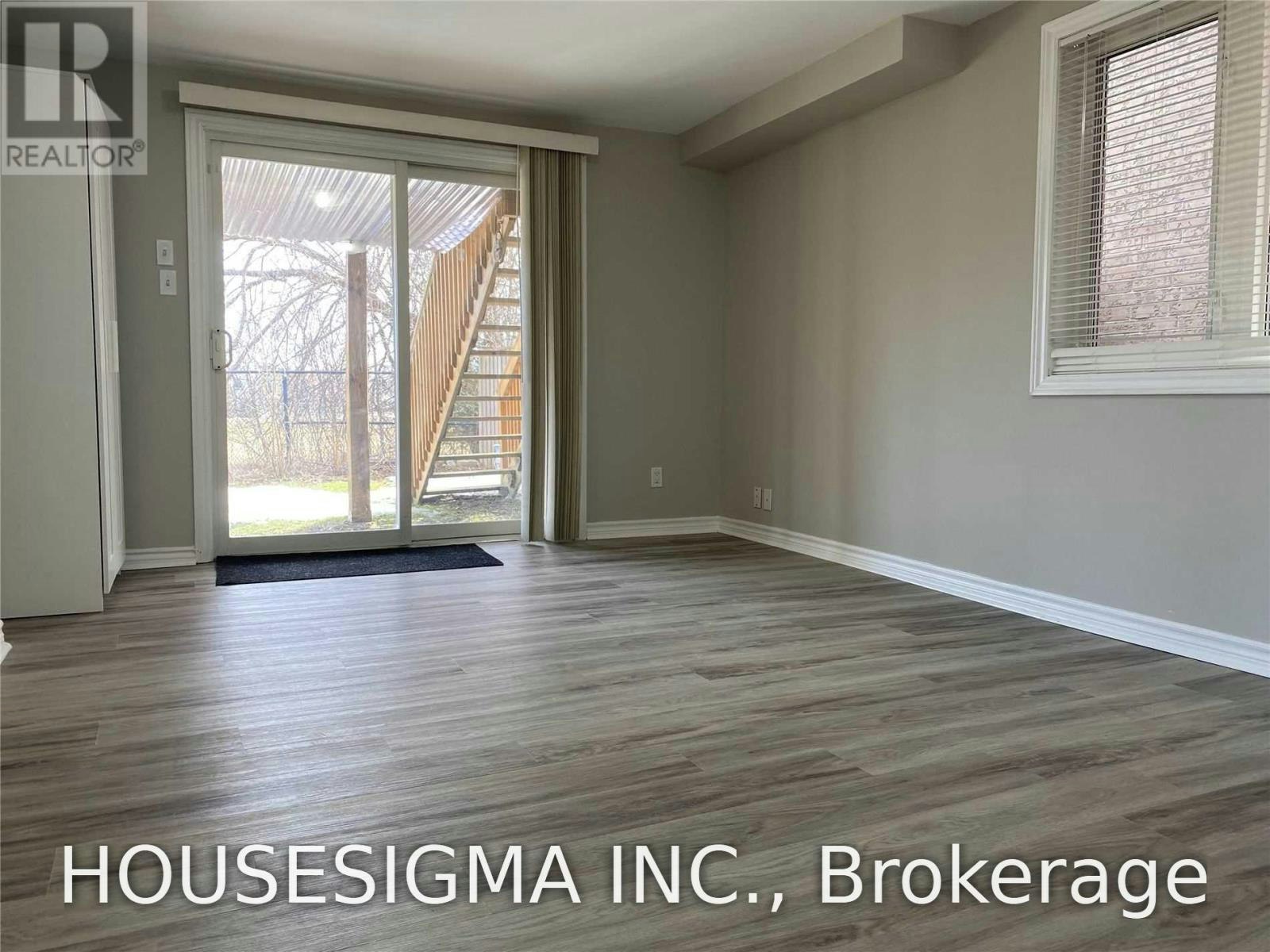 B1-329 Bathurst Glen Drive, Vaughan, ON, L4J 9A3 - 6