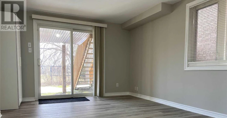 B1-329 Bathurst Glen Drive, Vaughan, ON, L4J 9A3 - 6