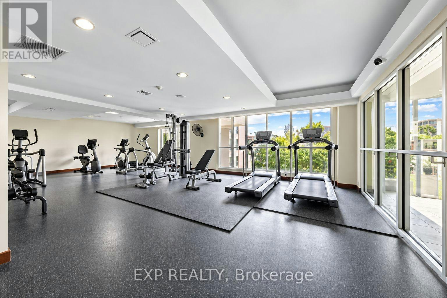 PH 2503-200 Rideau Street, Ottawa, ON, K1N 5Y1 - 18