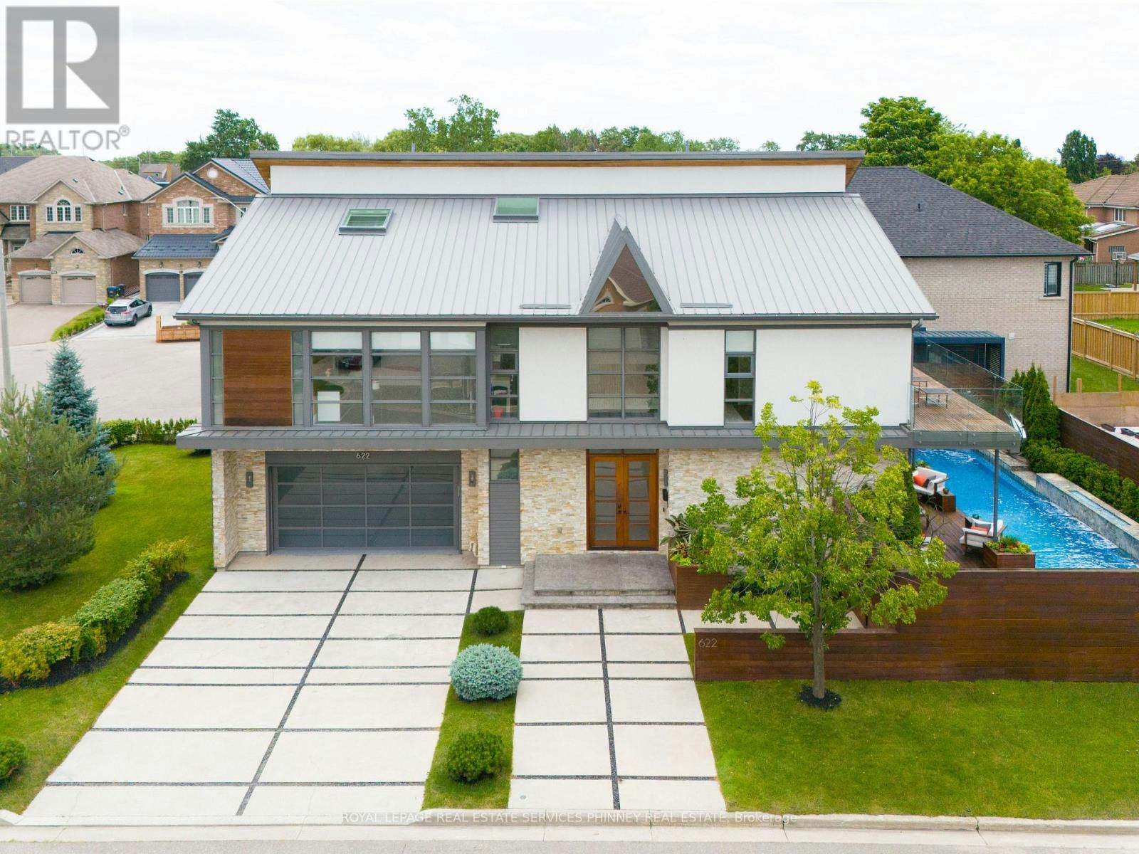 622 Kozel Court, Mississauga, ON, L4Z 4E4