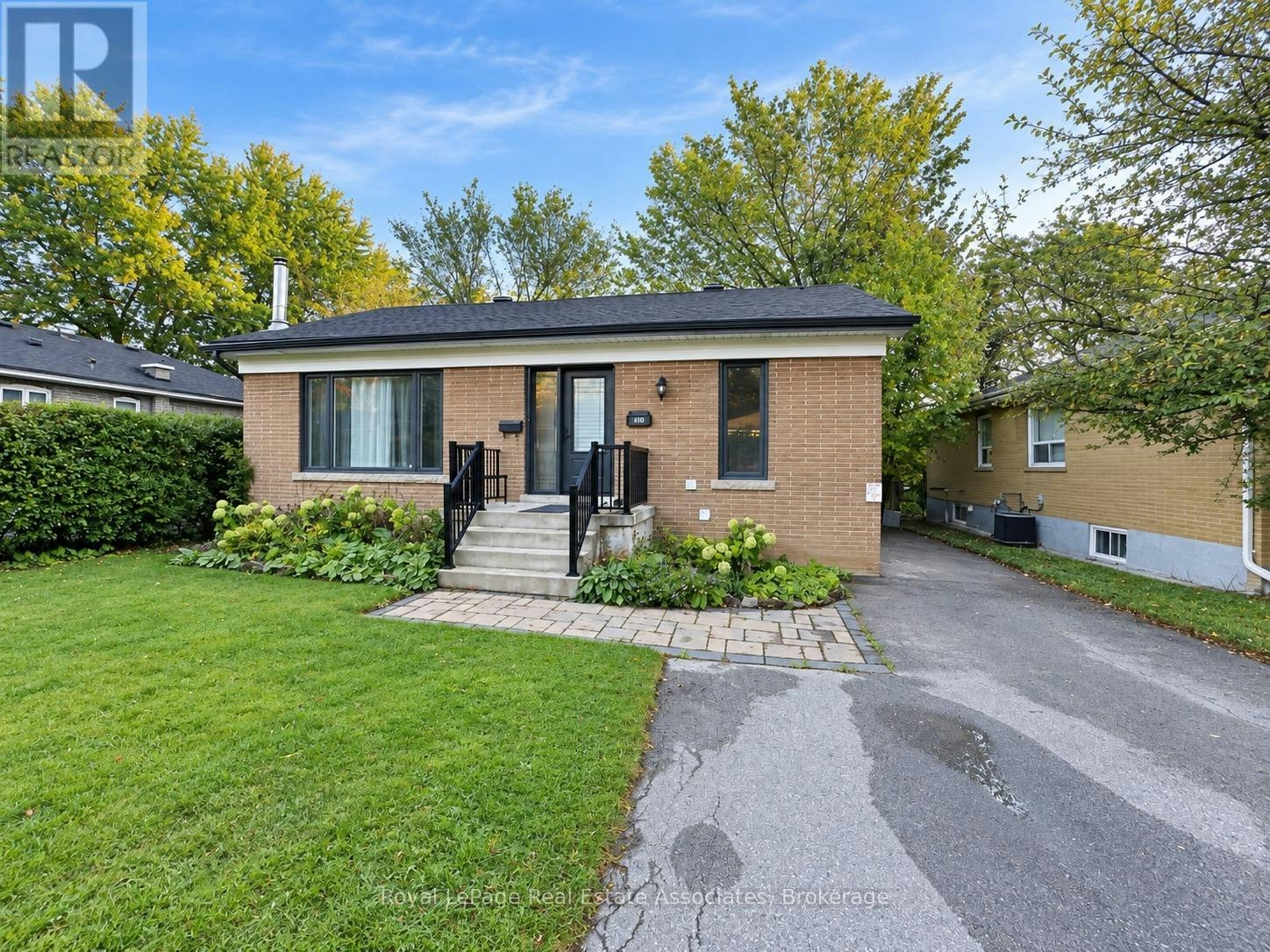 UPPER-10 Elizabeth Street, Halton Hills, ON, L7G 3K2
