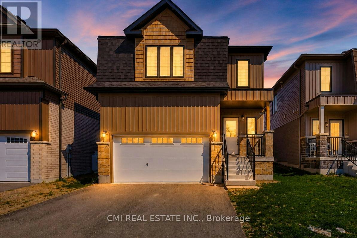20 Hillcroft Way, Kawartha Lakes, ON, K0M 1A0