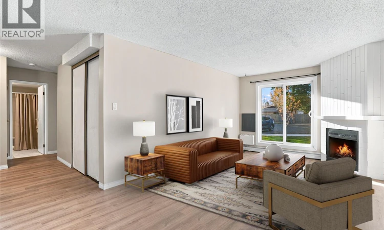 1515-425 115th Street E