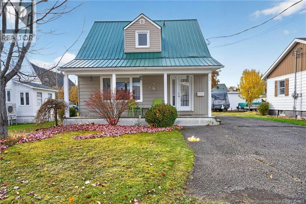 5 Ortona Street, Campbellton, NB, E3N 2Y6