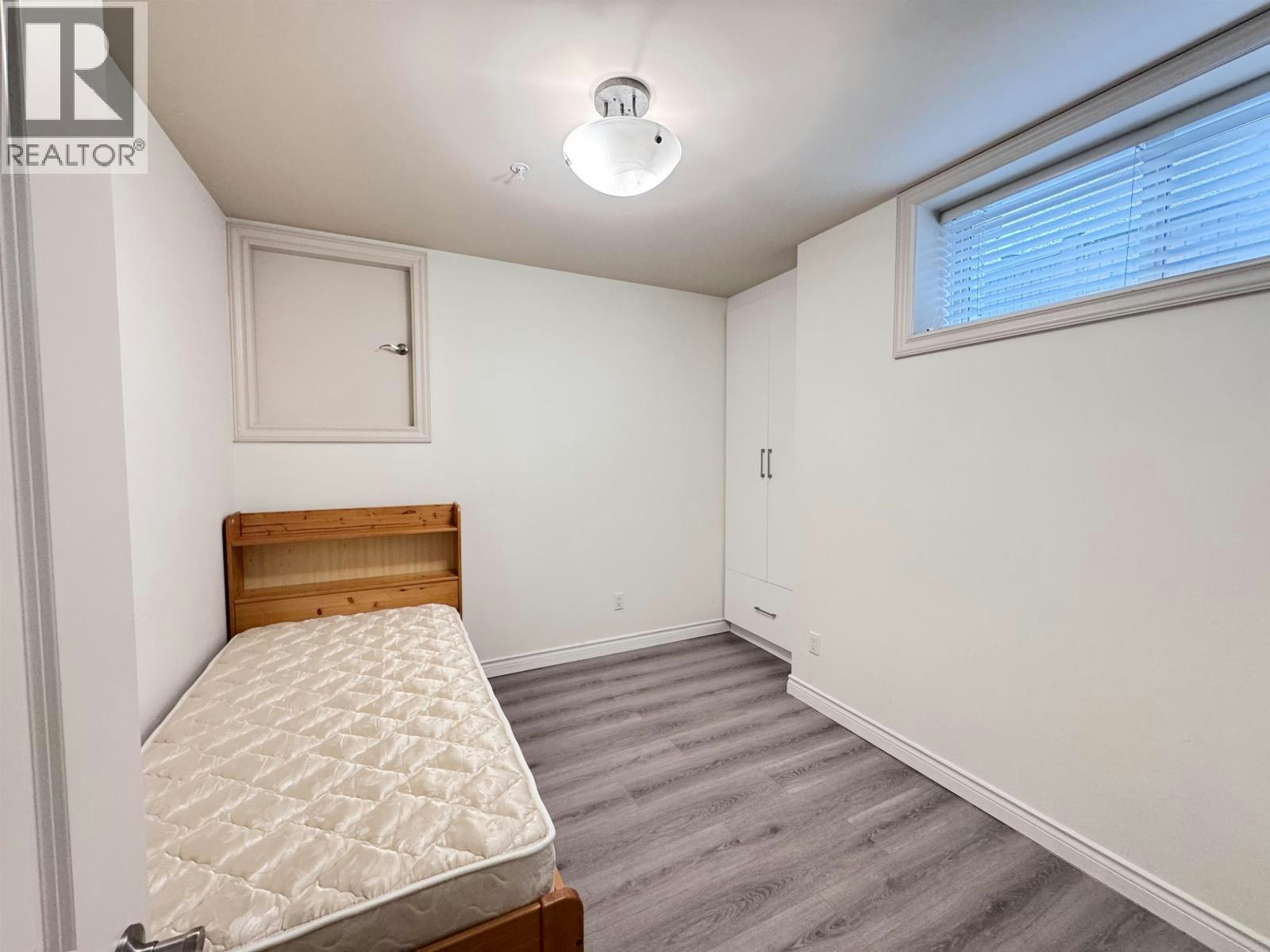 2315 19 Avenue, Vancouver, BC, V6L 1C5 - 8