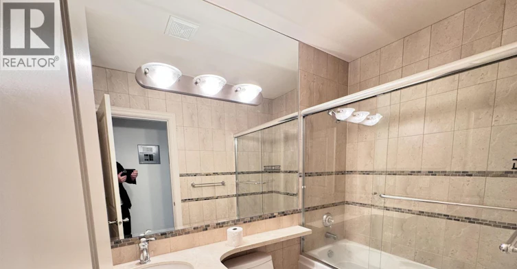 2315 19 Avenue, Vancouver, BC, V6L 1C5 - 7
