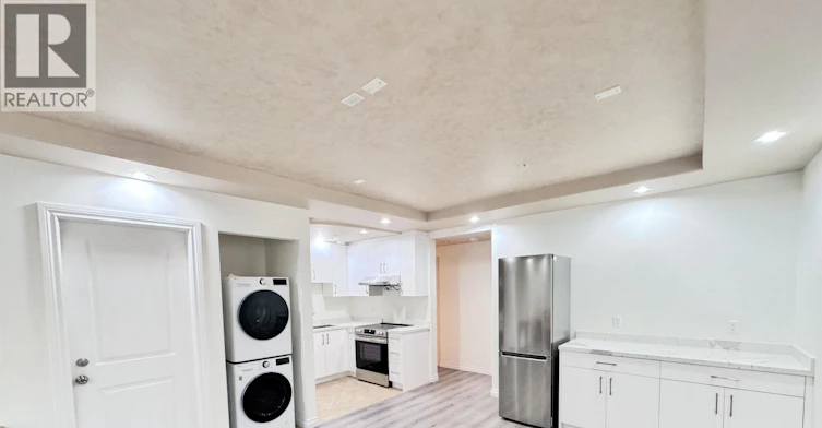 2315 19 Avenue, Vancouver, BC, V6L 1C5 - 2