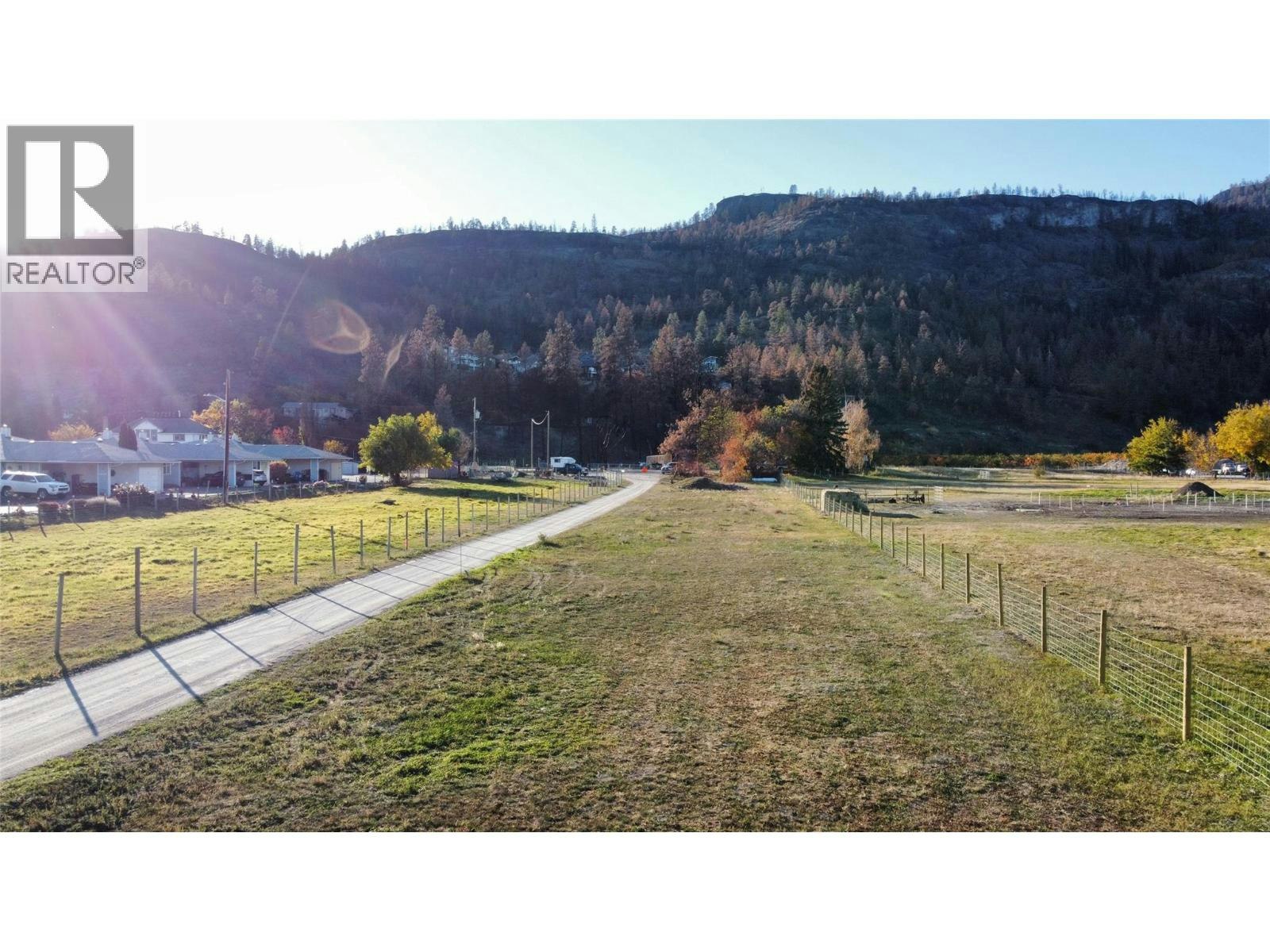 14810 Garnet Avenue, Summerland, BC, V0H 1Z3