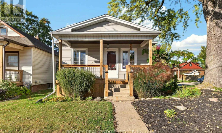 5 Stuart Avenue