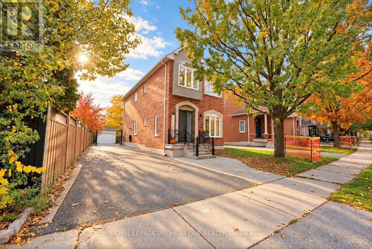 2673 Castle Hill Crescent, Oakville, ON, L6H 6J1