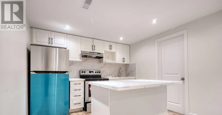 LOWER-33 Orpington Crescent, Toronto, ON, M9V 3E2 - 3
