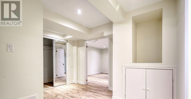 LOWER-33 Orpington Crescent, Toronto, ON, M9V 3E2 - 8