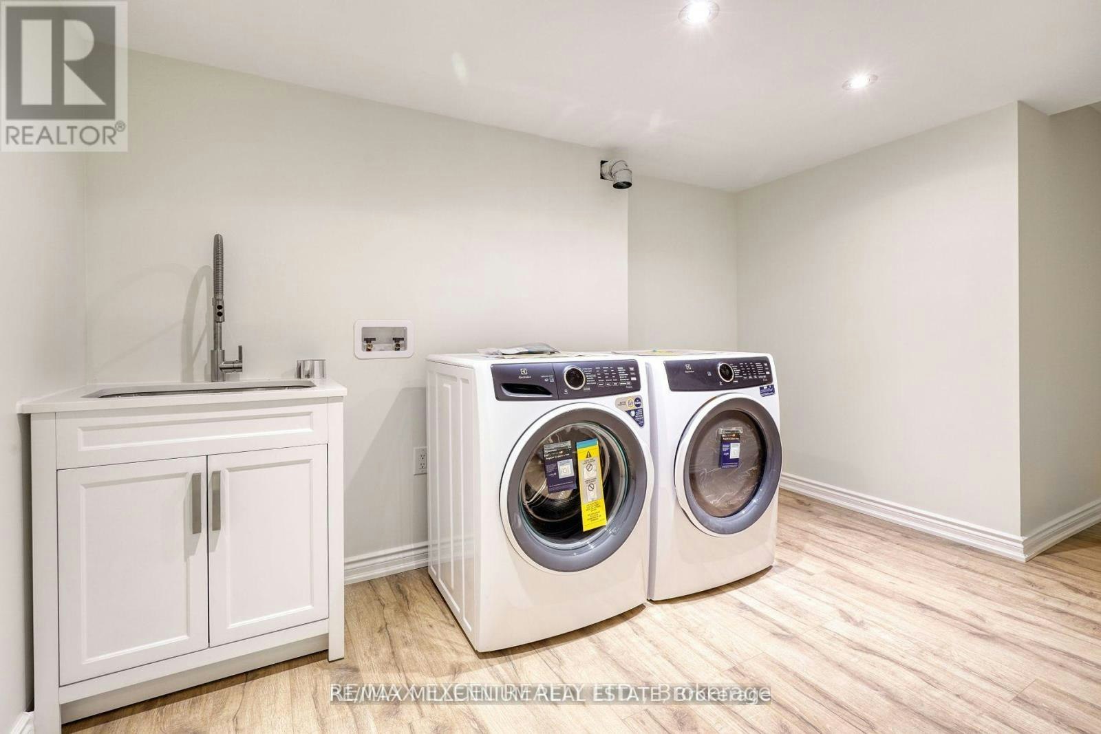 LOWER-33 Orpington Crescent, Toronto, ON, M9V 3E2 - 6