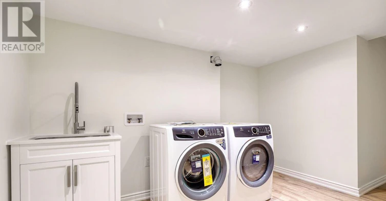LOWER-33 Orpington Crescent, Toronto, ON, M9V 3E2 - 6