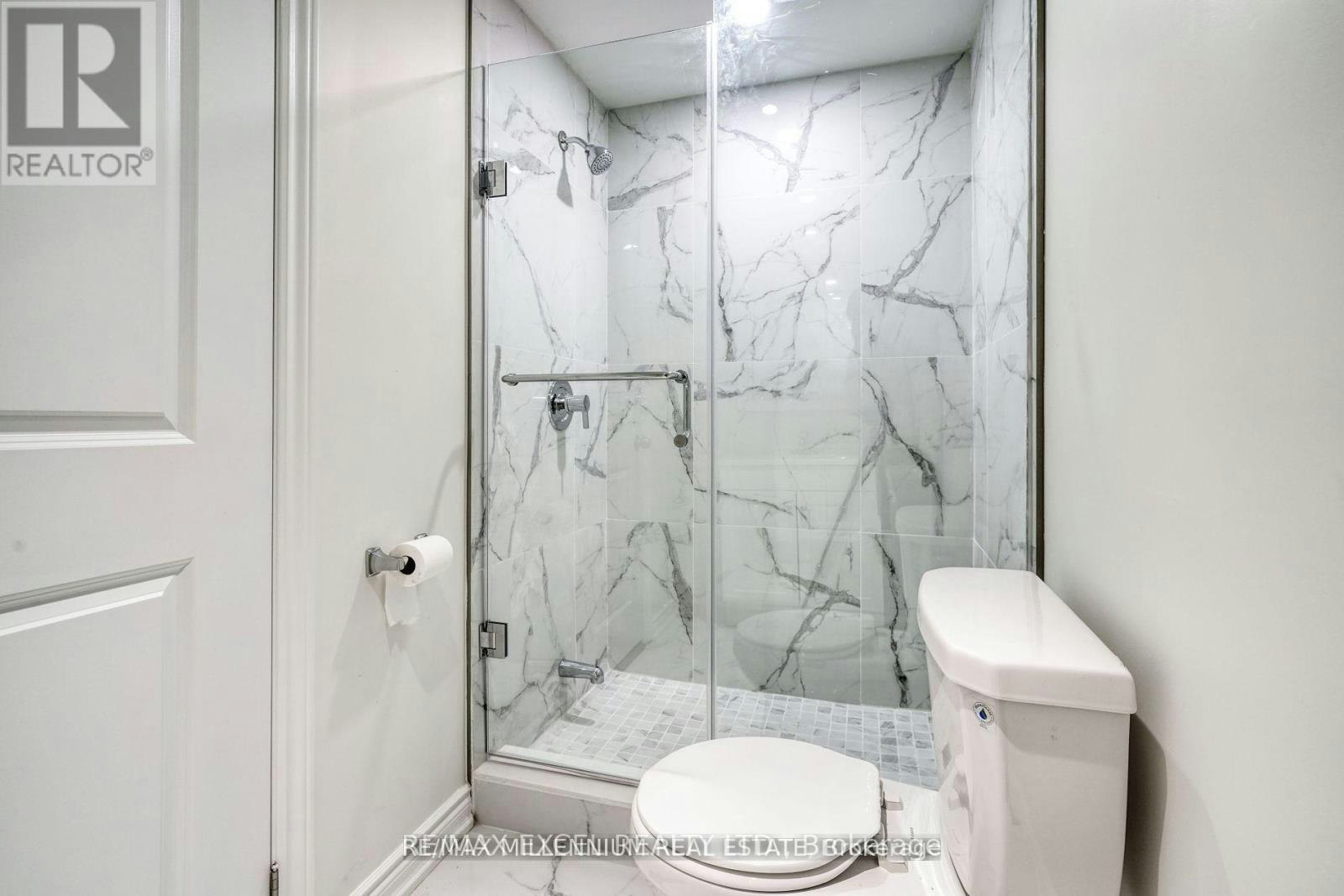 LOWER-33 Orpington Crescent, Toronto, ON, M9V 3E2 - 7