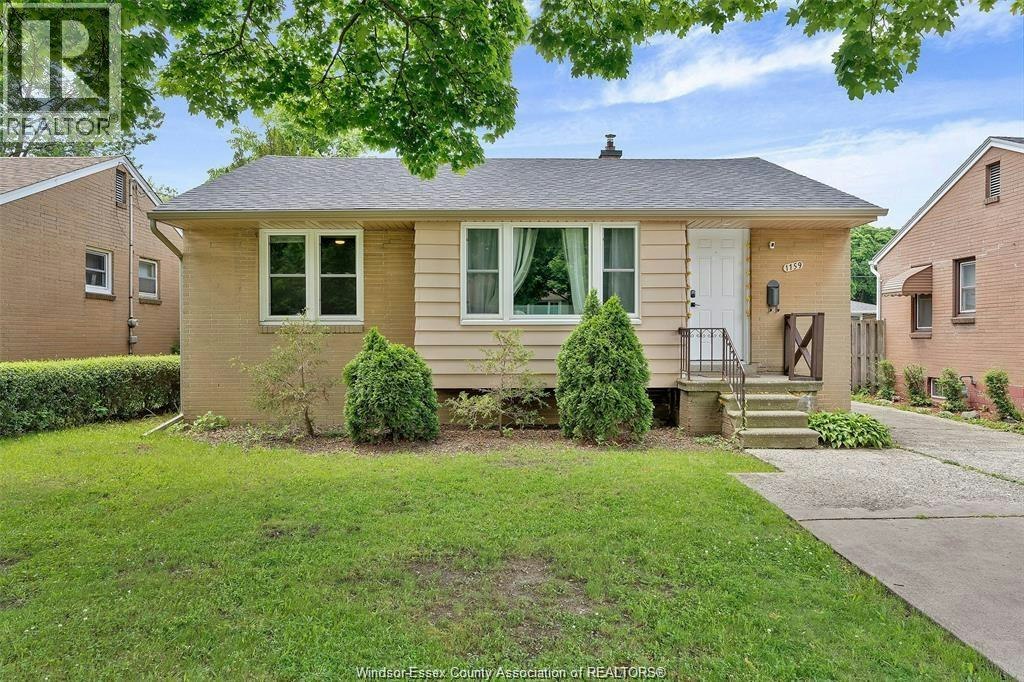 1159 Dot Avenue, Windsor, ON, N9C 3H9