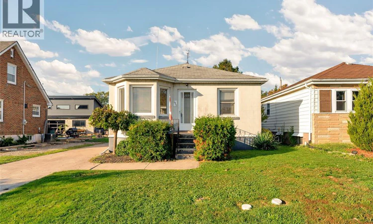 1915 Olive Road
