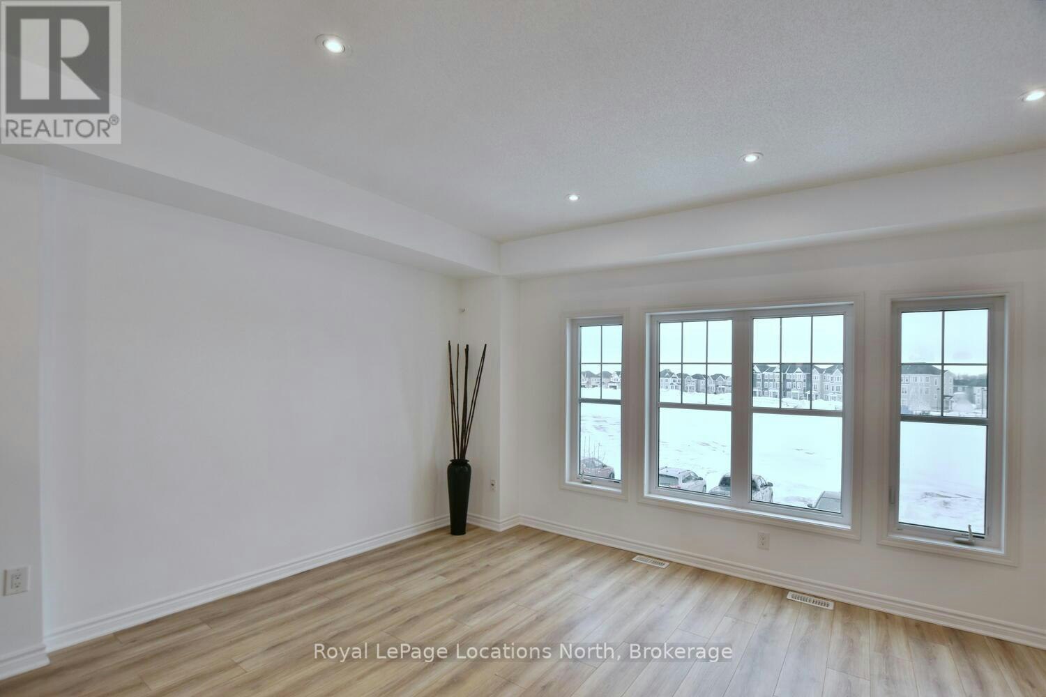 123 Sandhill Crane Drive, Wasaga Beach, ON, L9Z 2X2 - 18