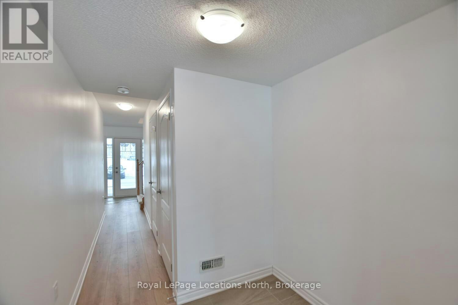123 Sandhill Crane Drive, Wasaga Beach, ON, L9Z 2X2 - 11