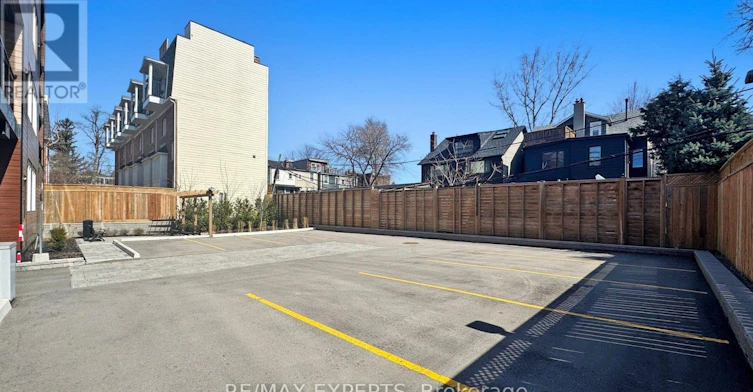 103-45 Connaught Avenue, Toronto, ON, M4L 2V8 - 11