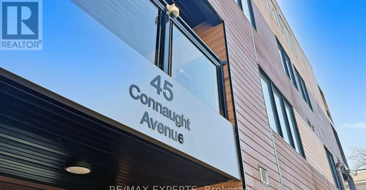 103-45 Connaught Avenue, Toronto, ON, M4L 2V8