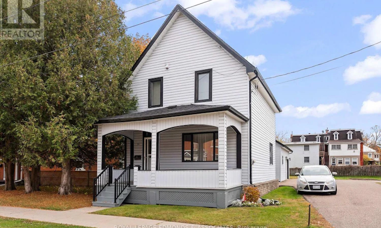 112 Isabella Street