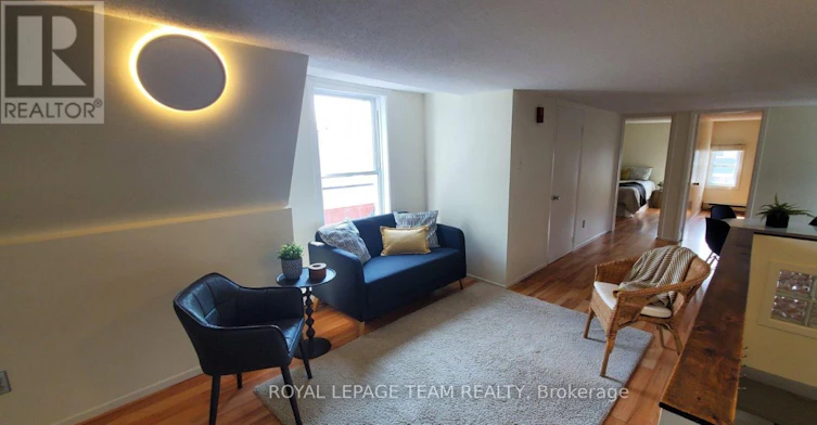 4-613 Gilmour Street, Ottawa, ON, K1R 5L7 - 3