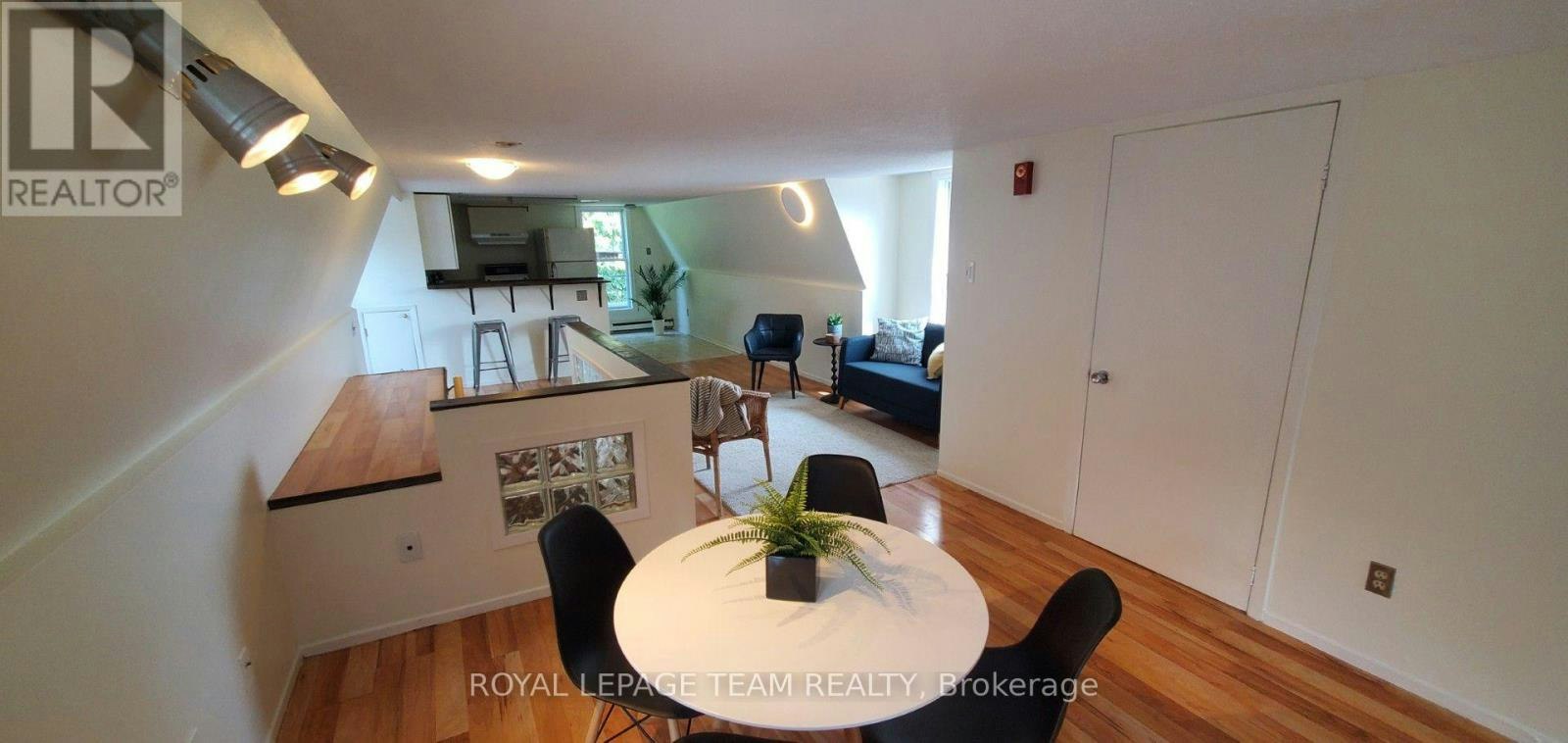 4-613 Gilmour Street, Ottawa, ON, K1R 5L7 - 5