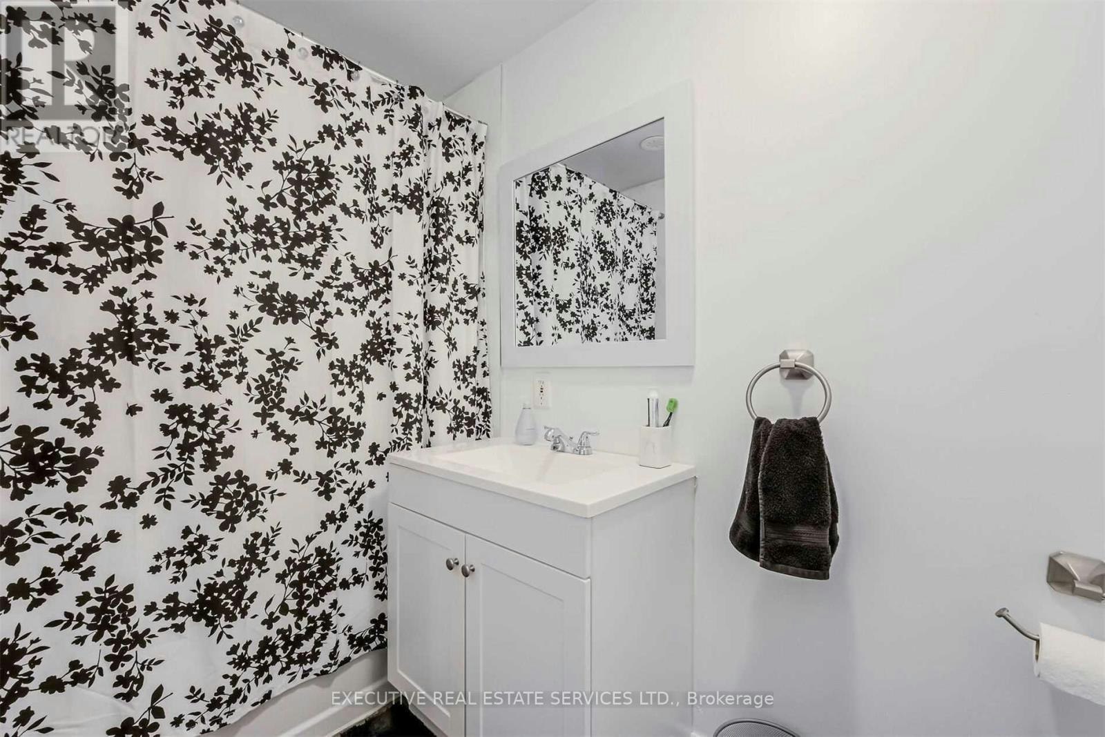 4-50 Edinburgh(basement Drive, Brampton, ON, L6Y 1N9 - 9
