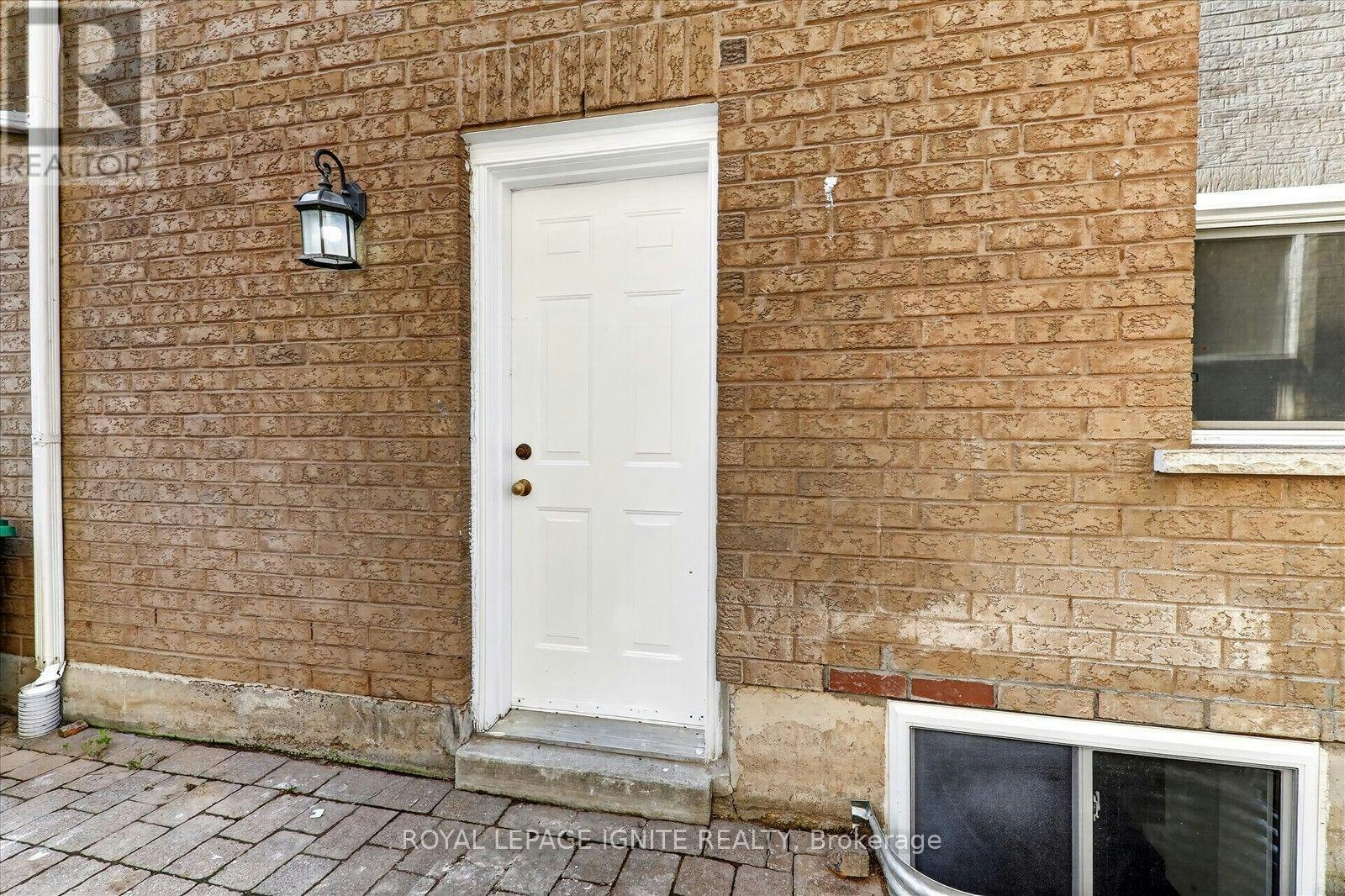 LOWER-162 Cadillac Crescent, Brampton, ON, L7A 3B7 - 4