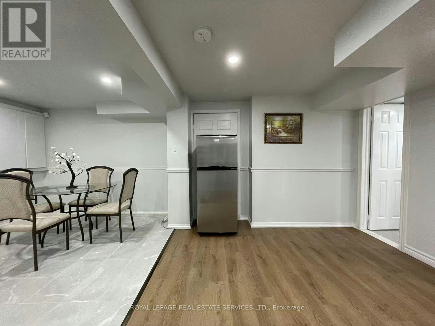 LOWER-299 Rockcliffe Gardens, Mississauga, ON, L5R 1S1 - 4