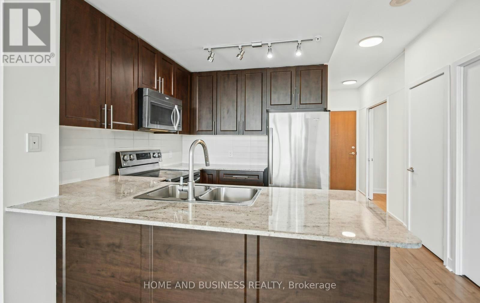 304-3985 Grand Park Drive, Mississauga, ON, L5B 0H8 - 33