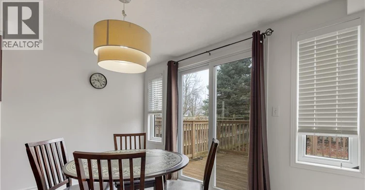 603 Mountain Maple Avenue, Waterloo, ON, N2V 2P4 - 10