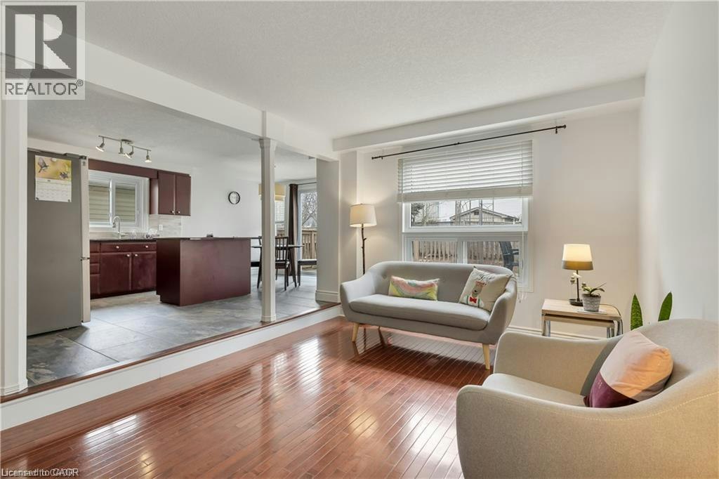 603 Mountain Maple Avenue, Waterloo, ON, N2V 2P4 - 5