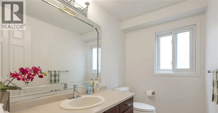 603 Mountain Maple Avenue, Waterloo, ON, N2V 2P4 - 11