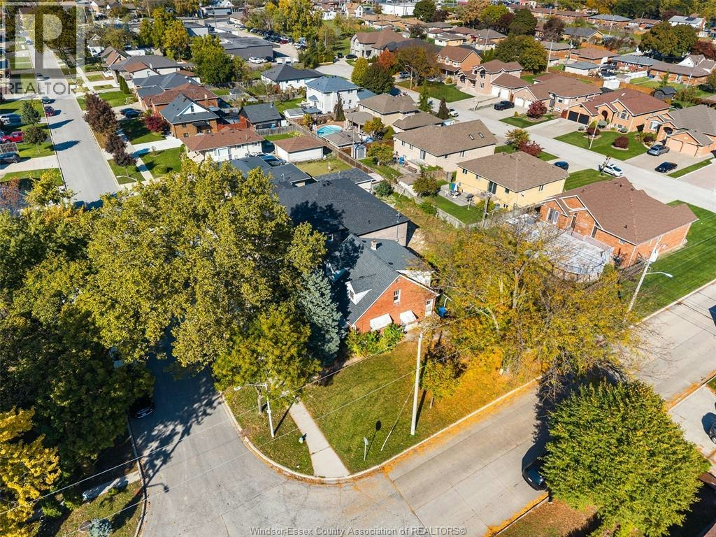 1598 Randolph Avenue, Windsor, ON, N9B 2V6