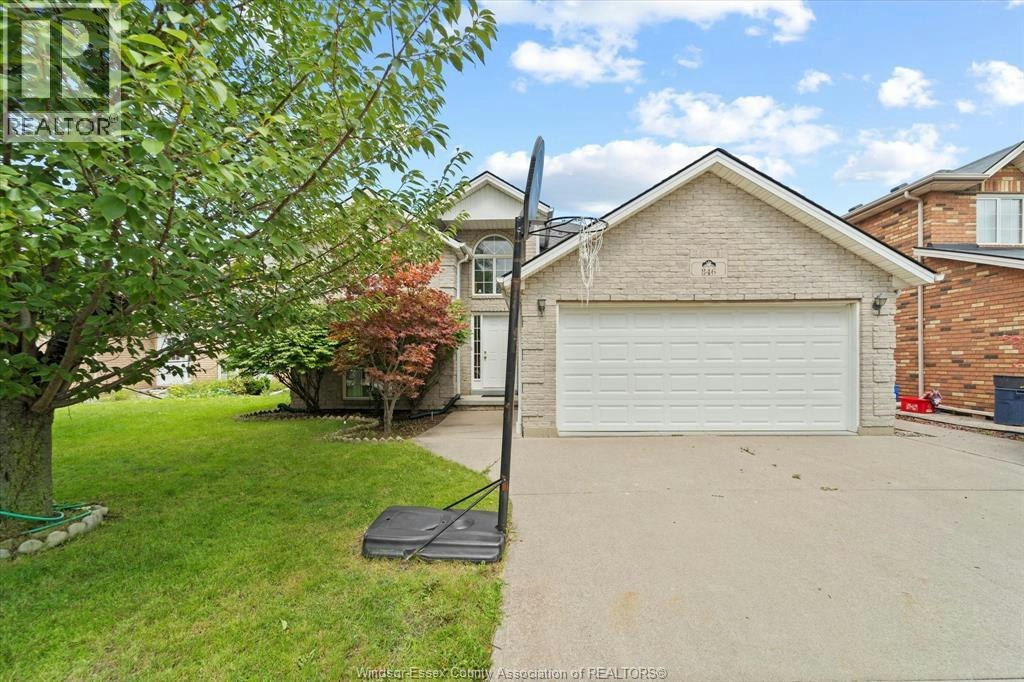 846 Marcuz Court, Windsor, ON, N9G 2T3