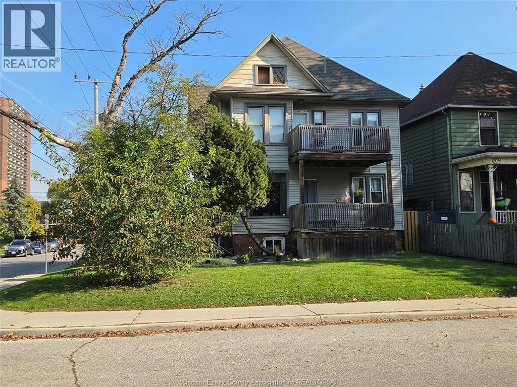2-285 Elliott West, Windsor, ON, N9A 5Y9