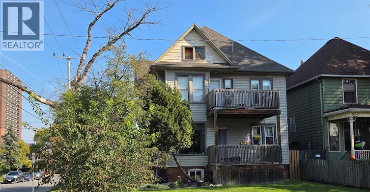 2-285 Elliott West, Windsor, ON, N9A 5Y9