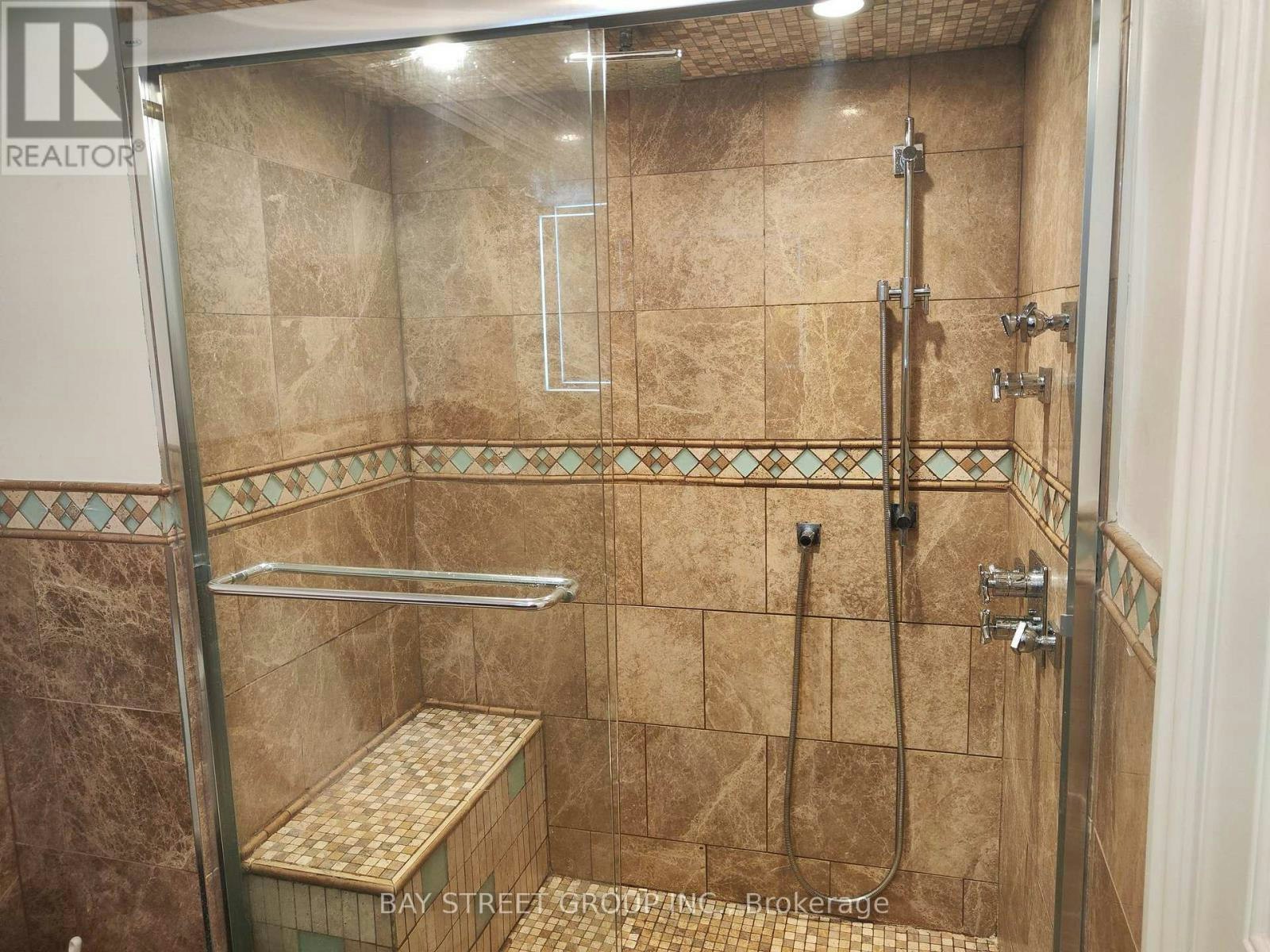 ROOM 2-217 Mutual Street, Toronto, ON, M5B 2B4 - 5