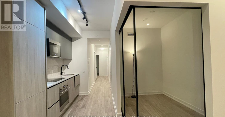 2111-108 Peter Street, Toronto, ON, M5V 0W2 - 23