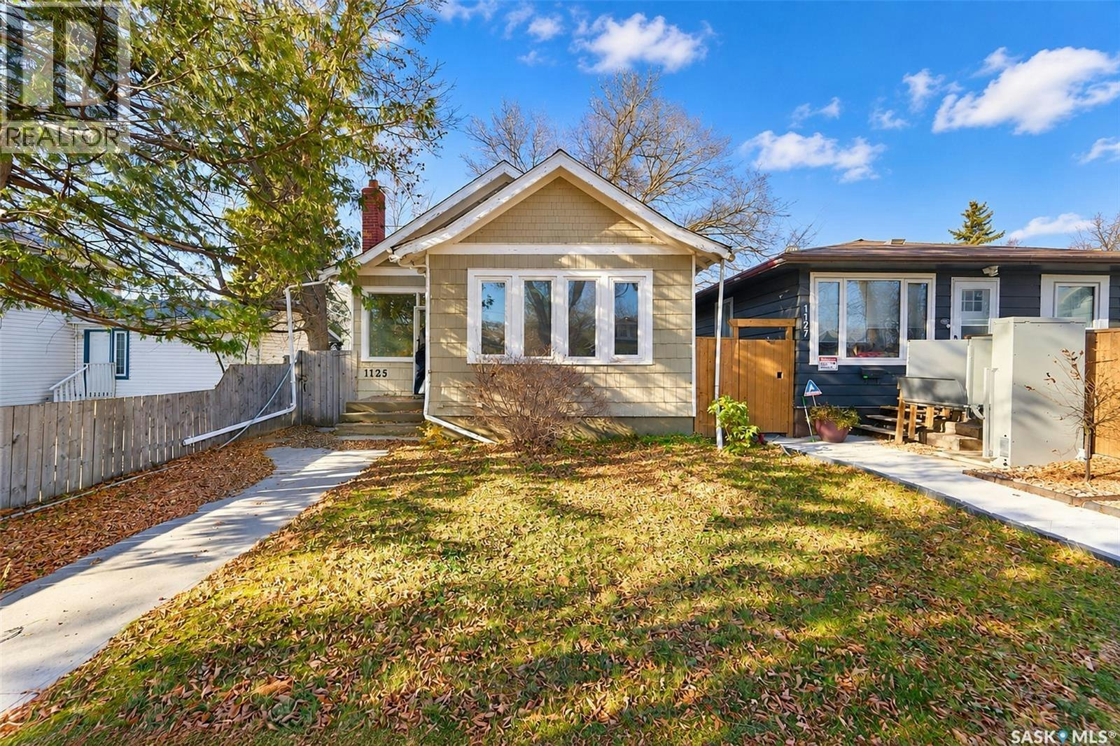 1125 B Avenue N, Saskatoon, SK, S7L 1G2