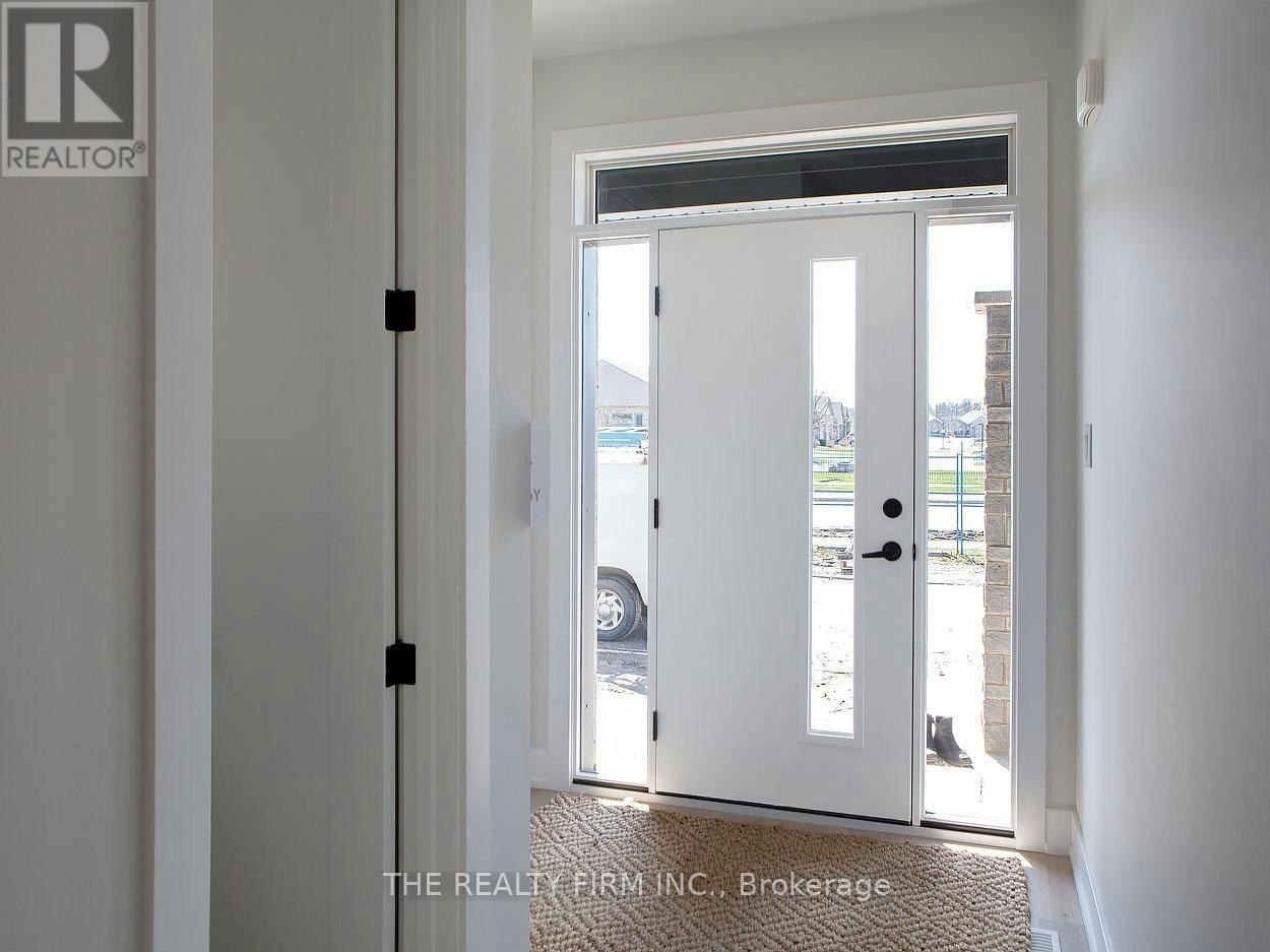 2-1570 Coronation Drive, London, ON, N6G 5P6 - 2