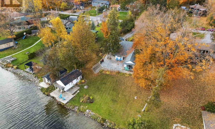 93 Lakeside Drive