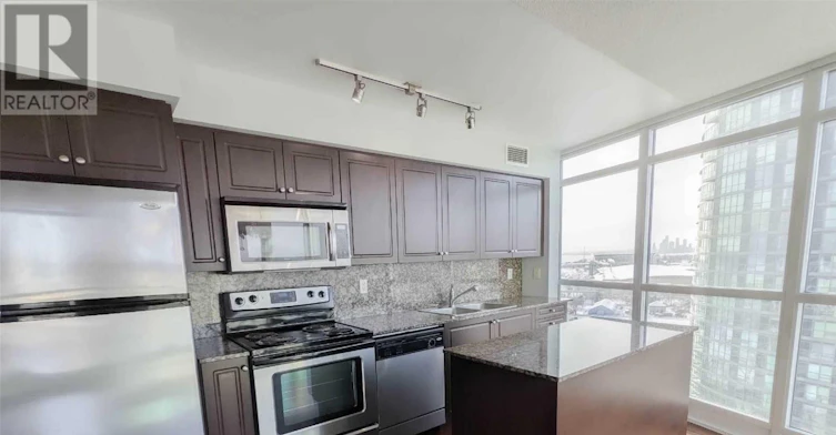 1910-215 Fort York Boulevard, Toronto, ON, M5V 4A2