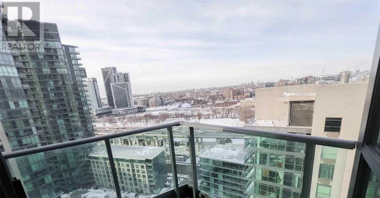 1910-215 Fort York Boulevard, Toronto, ON, M5V 4A2 - 15